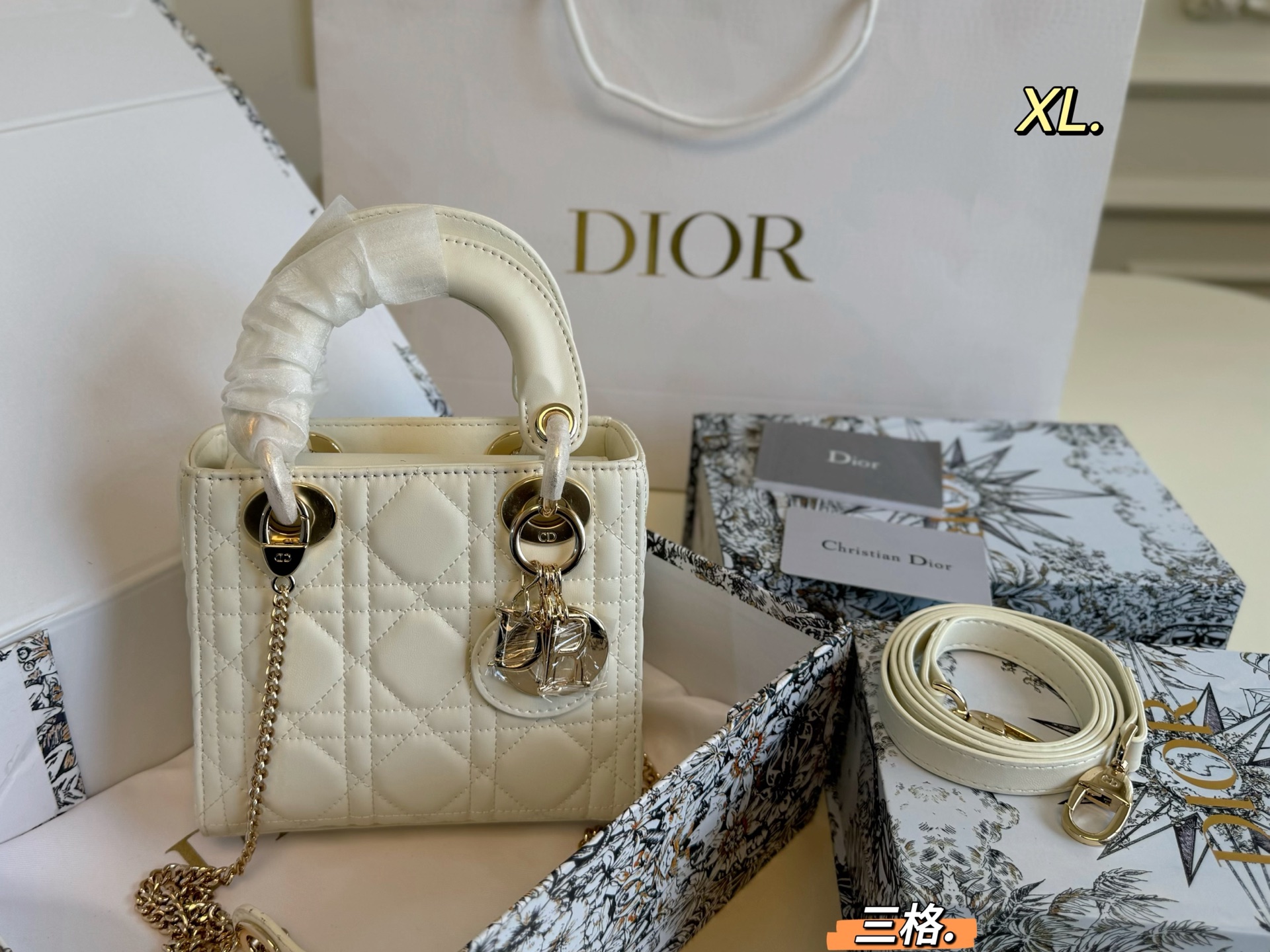 DIOR bag 70